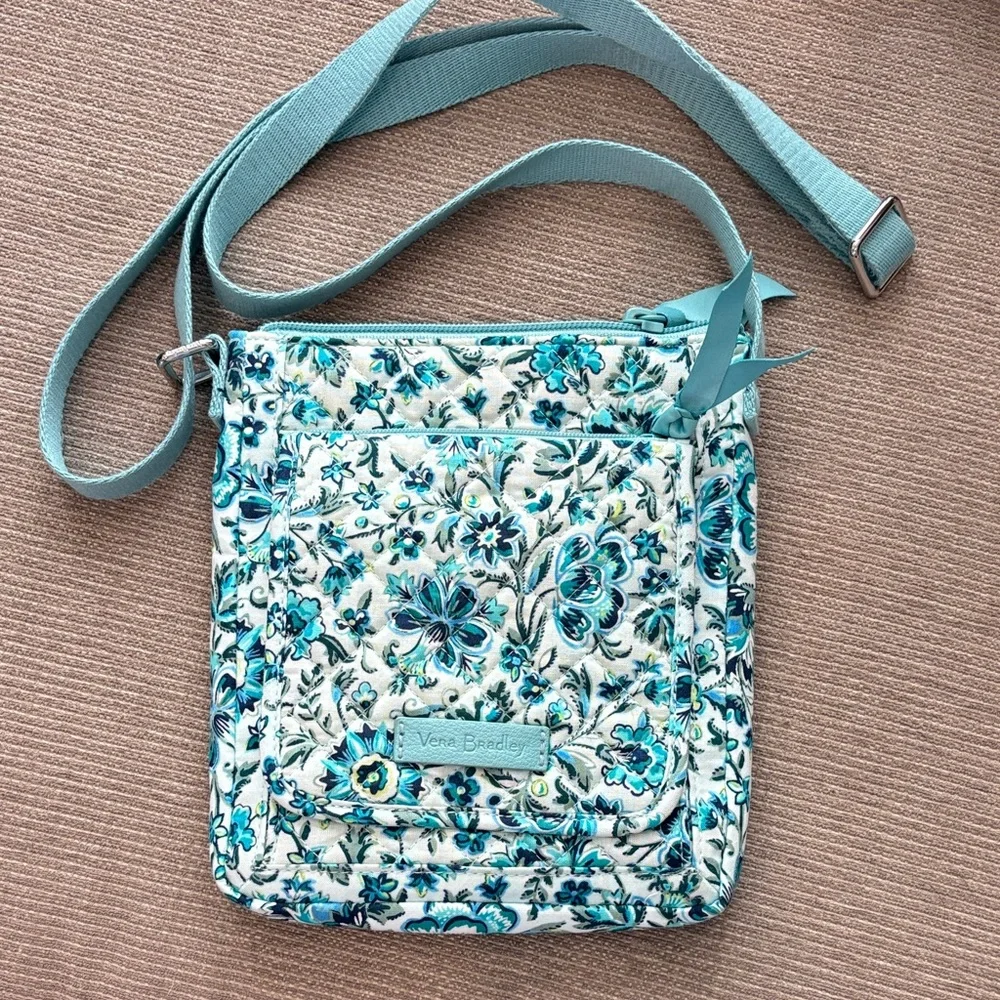 Vera Bradley Blue Floral Crossbody Bag - Picture 1 of 11